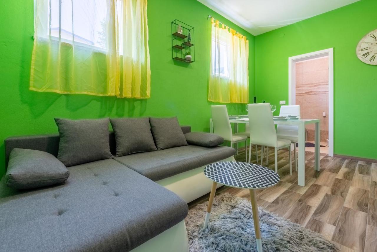 Apartmani Vesna Opric Экстерьер фото