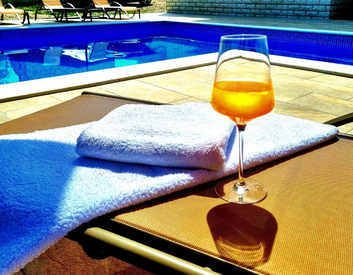 Apartmani Vesna Opric Экстерьер фото