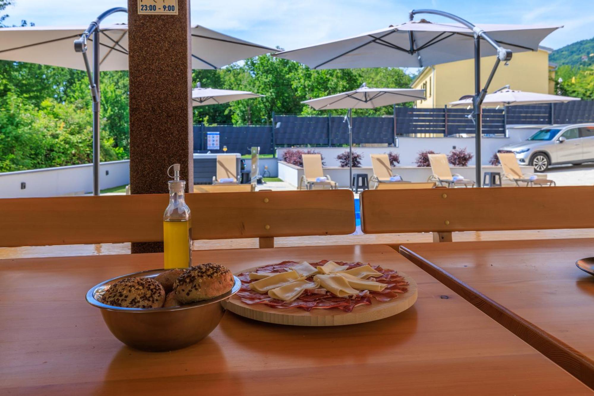 Apartmani Vesna Opric Экстерьер фото